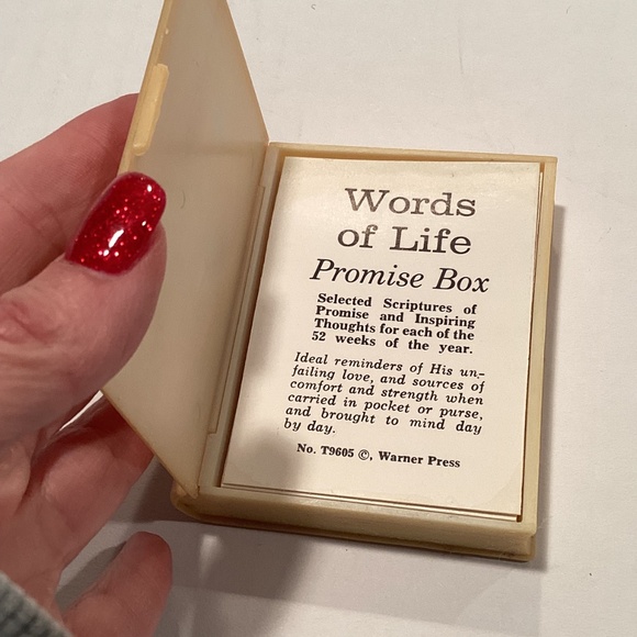 VTG Words of Life Promise Box Vintage Warner Press Made in Hong Kong Religious - Picture 2 of 4